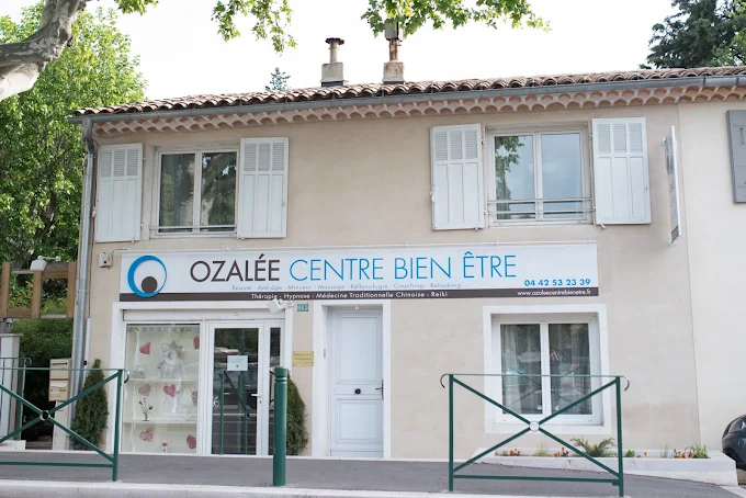 Centre Ozalée, vue de l'extérieur